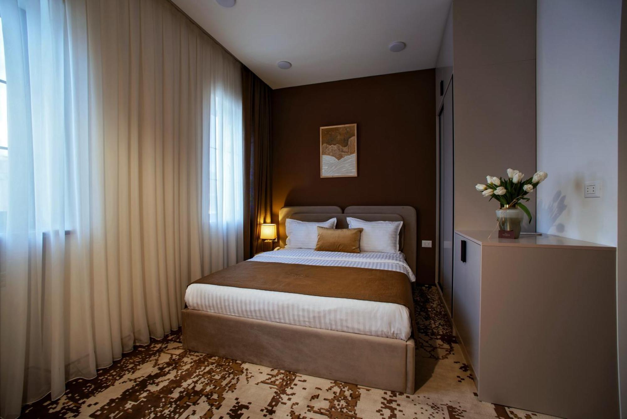 The House Hotel Ереван Экстерьер фото